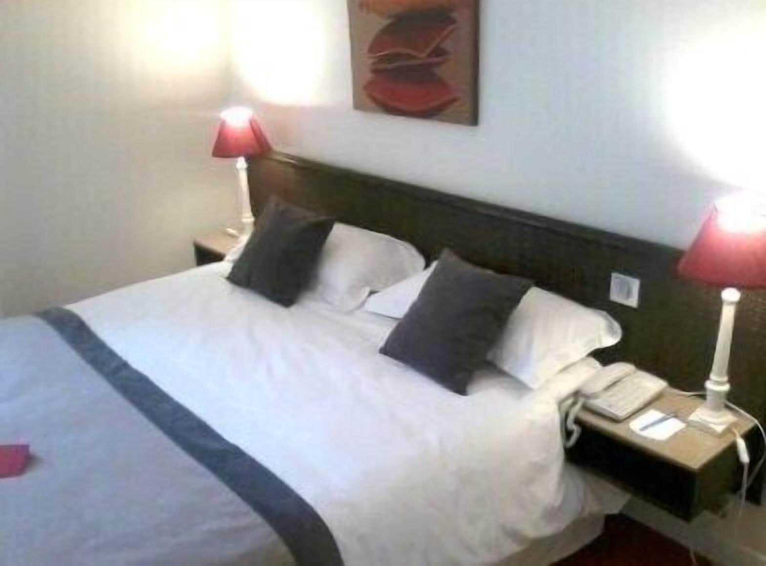 Best Western Grand Hotel De Bordeaux Aurillac Exteriör bild