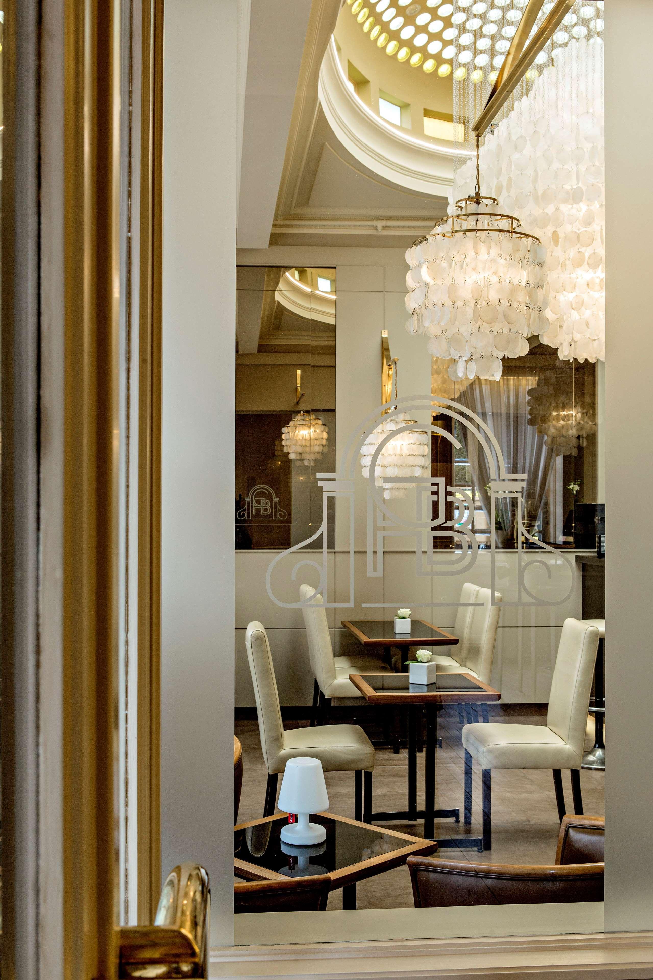 Best Western Grand Hotel De Bordeaux Aurillac Exteriör bild