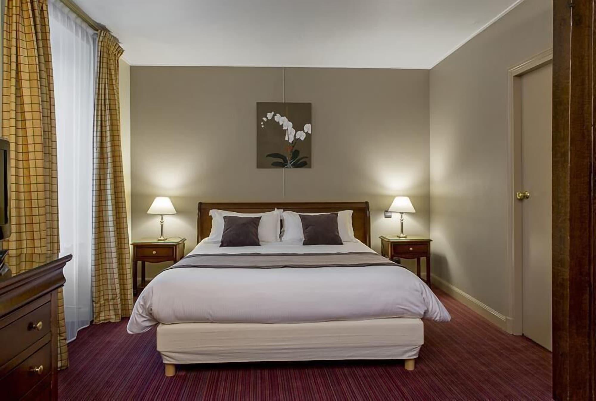 Best Western Grand Hotel De Bordeaux Aurillac Exteriör bild