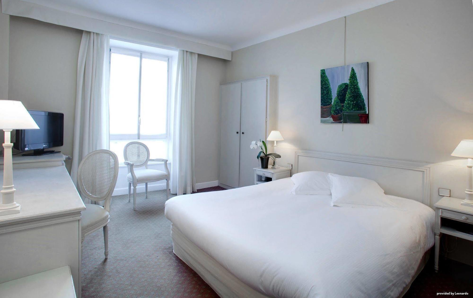 Best Western Grand Hotel De Bordeaux Aurillac Exteriör bild