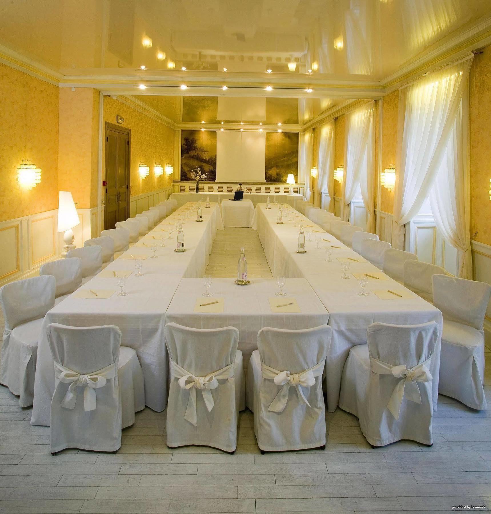 Best Western Grand Hotel De Bordeaux Aurillac Bekvämligheter bild